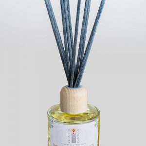 Christmas Trimmings Orange Cranberry And Spices Reed Diffuser, 100mls